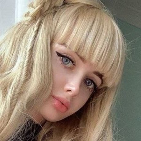 Angelica Kenova