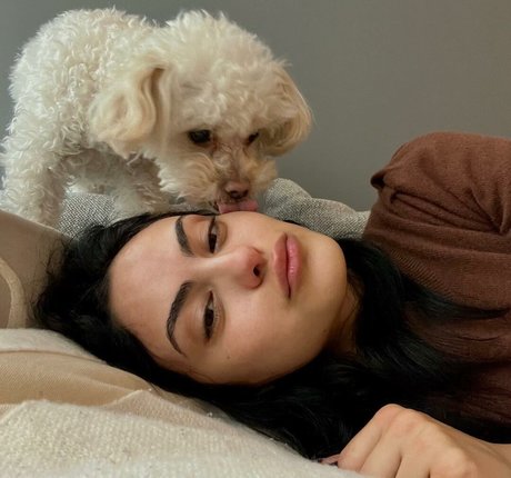 Camila Mendes
