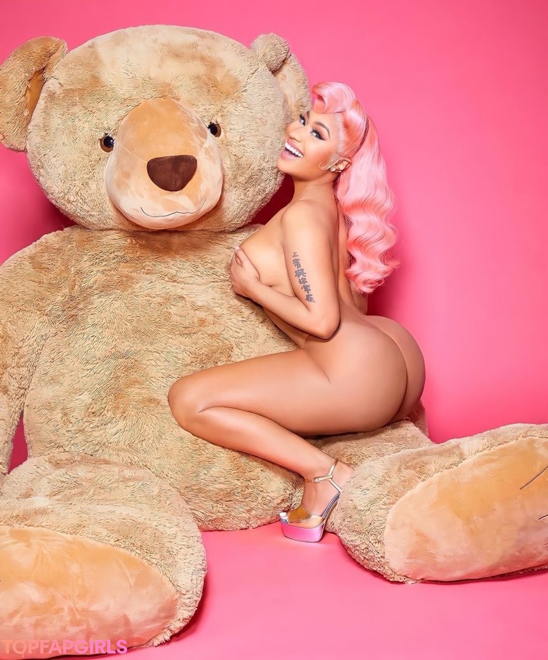 Foto desnuda filtrada de OnlyFans de Nicki Minaj #2 Foto desnuda filtrada de OnlyFans de Nicki Minaj #2