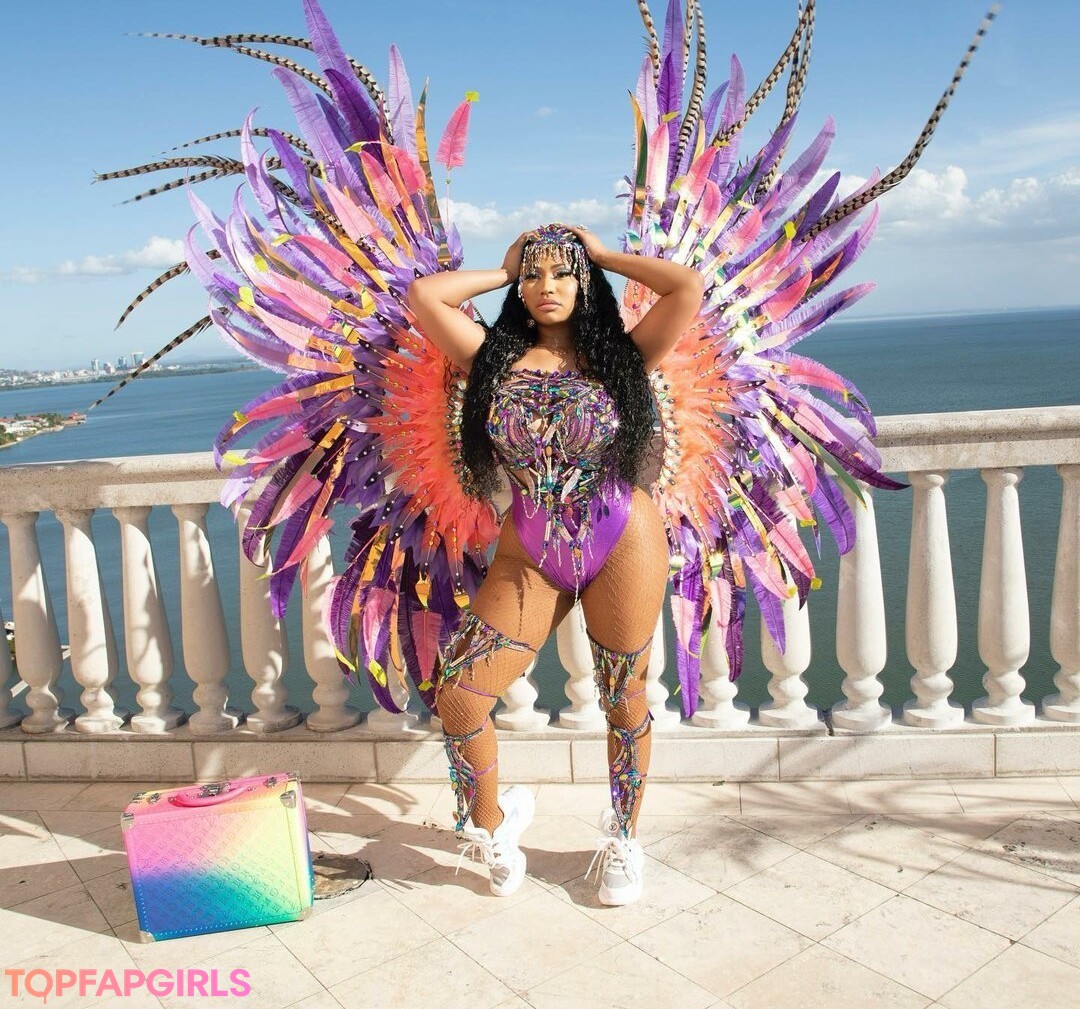 Foto desnuda filtrada de OnlyFans de Nicki Minaj #332 Foto desnuda filtrada de OnlyFans de Nicki Minaj #332