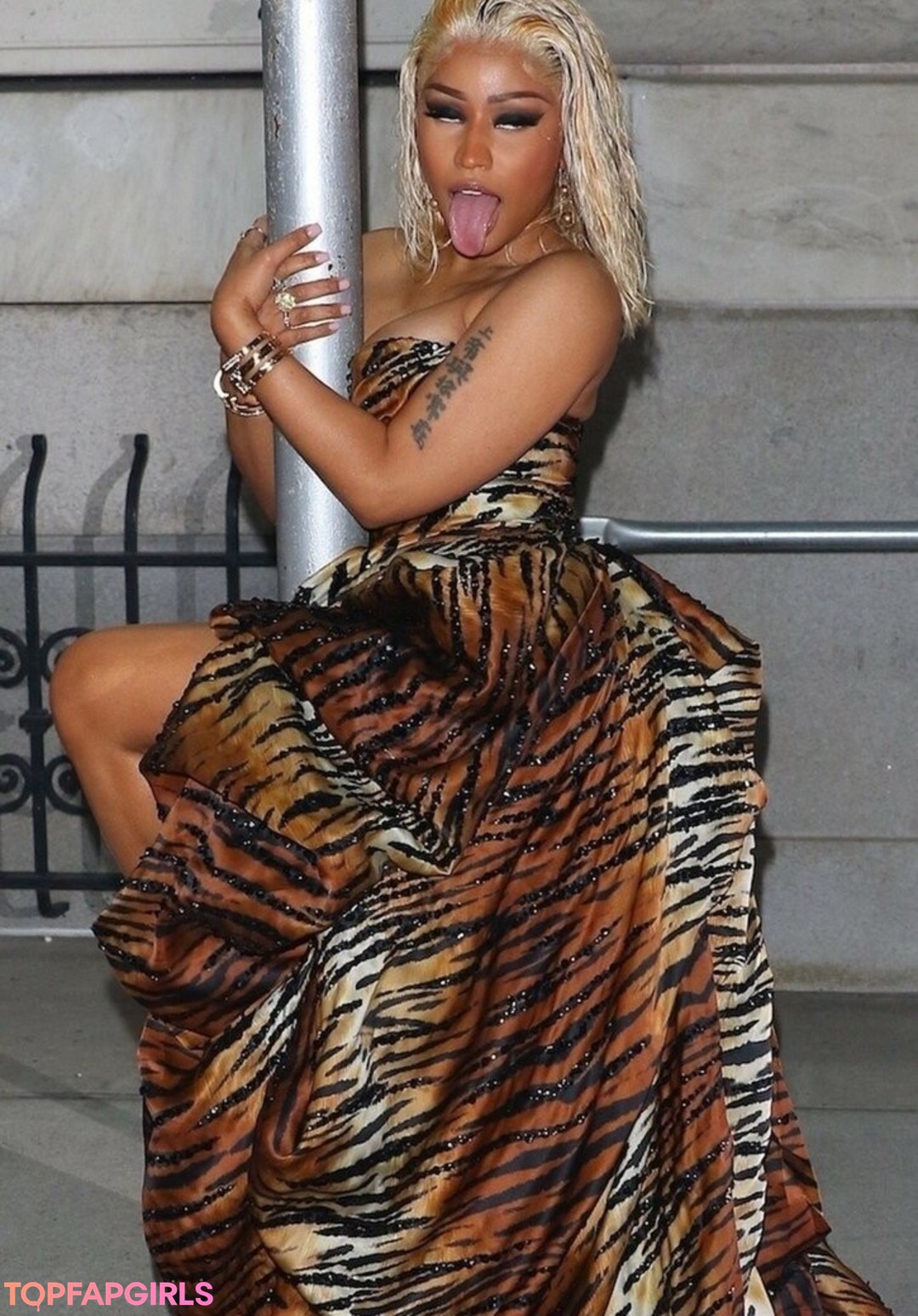 Foto desnuda filtrada de OnlyFans de Nicki Minaj #372 Foto desnuda filtrada de OnlyFans de Nicki Minaj #372