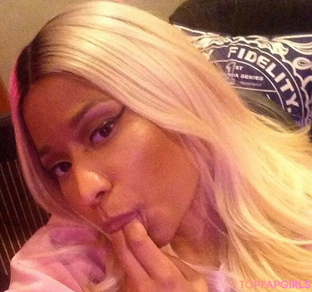 Foto desnuda filtrada de OnlyFans de Nicki Minaj #418 Foto desnuda filtrada de OnlyFans de Nicki Minaj #418