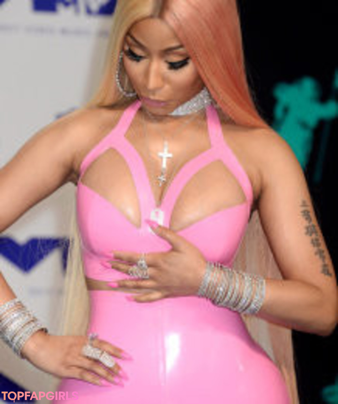 Foto desnuda filtrada de OnlyFans de Nicki Minaj #60 Foto desnuda filtrada de OnlyFans de Nicki Minaj #60