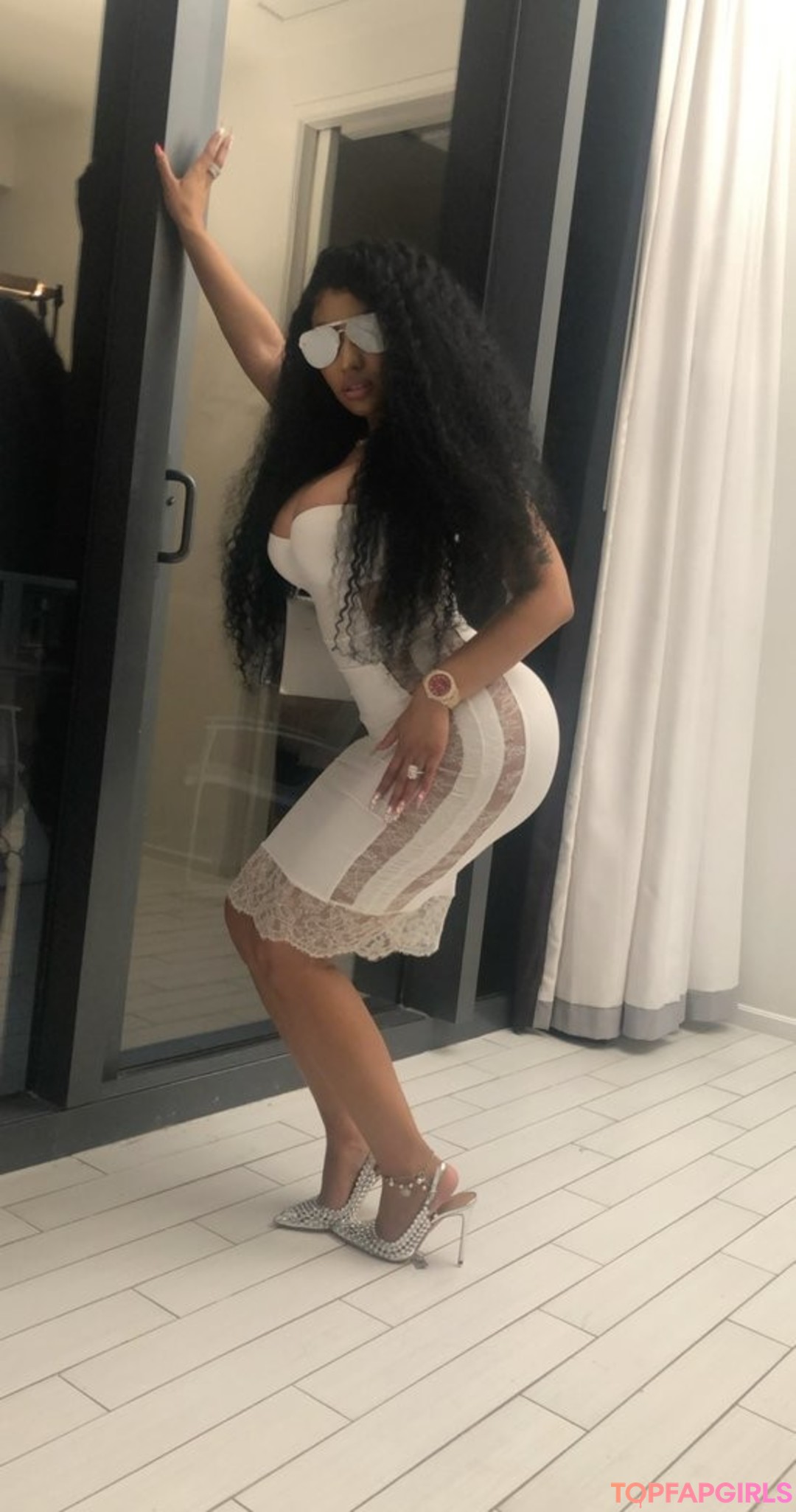 Foto desnuda filtrada de OnlyFans de Nicki Minaj #8 Foto desnuda filtrada de OnlyFans de Nicki Minaj #8