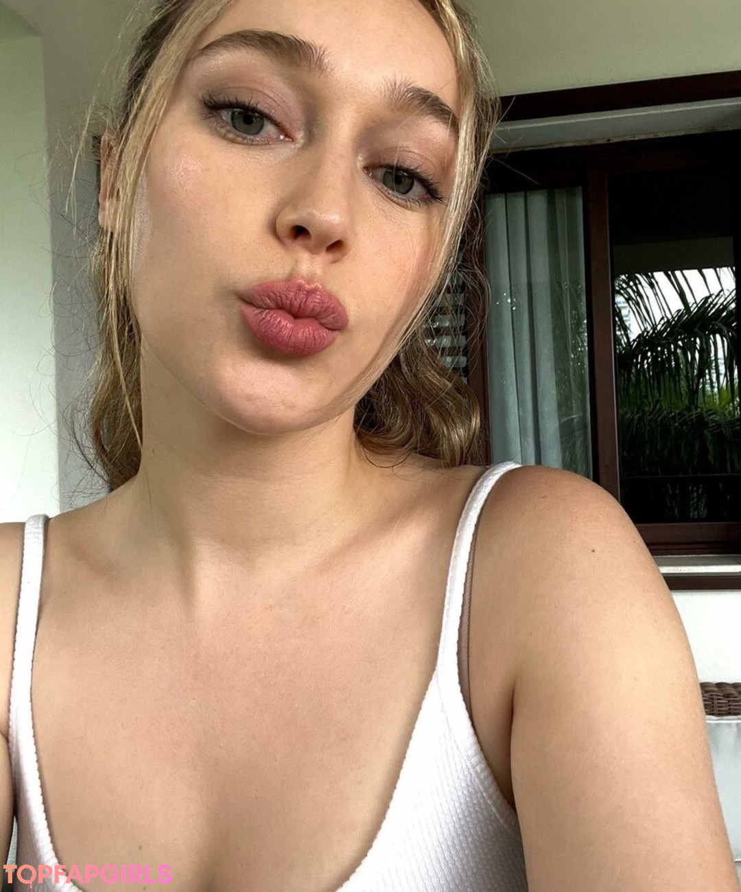 Foto desnuda filtrada de OnlyFans de Alycia Debnam Carey #93 Foto desnuda filtrada de OnlyFans de Alycia Debnam Carey #93
