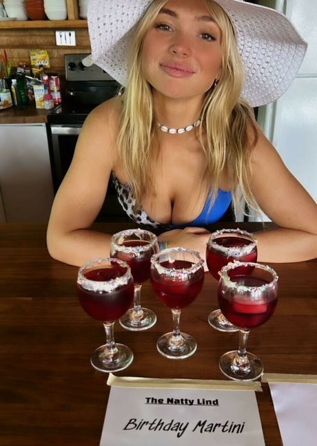 Natalie Alyn Lind