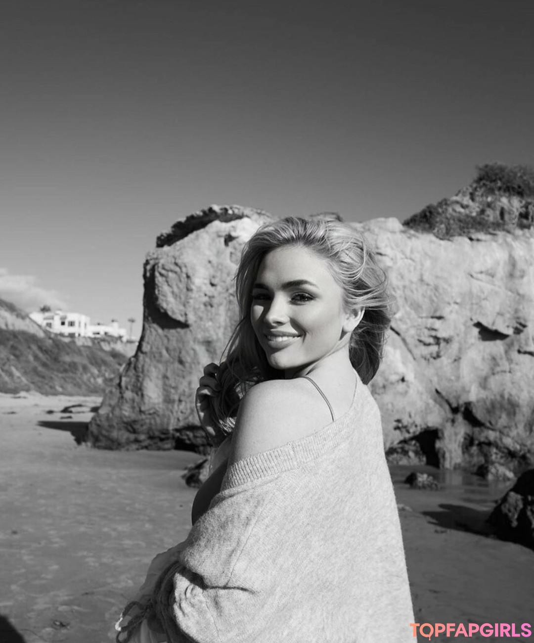 Foto desnuda filtrada de OnlyFans de Natalie Alyn Lind #233 Foto desnuda filtrada de OnlyFans de Natalie Alyn Lind #233