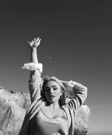 Foto desnuda filtrada de OnlyFans de Natalie Alyn Lind