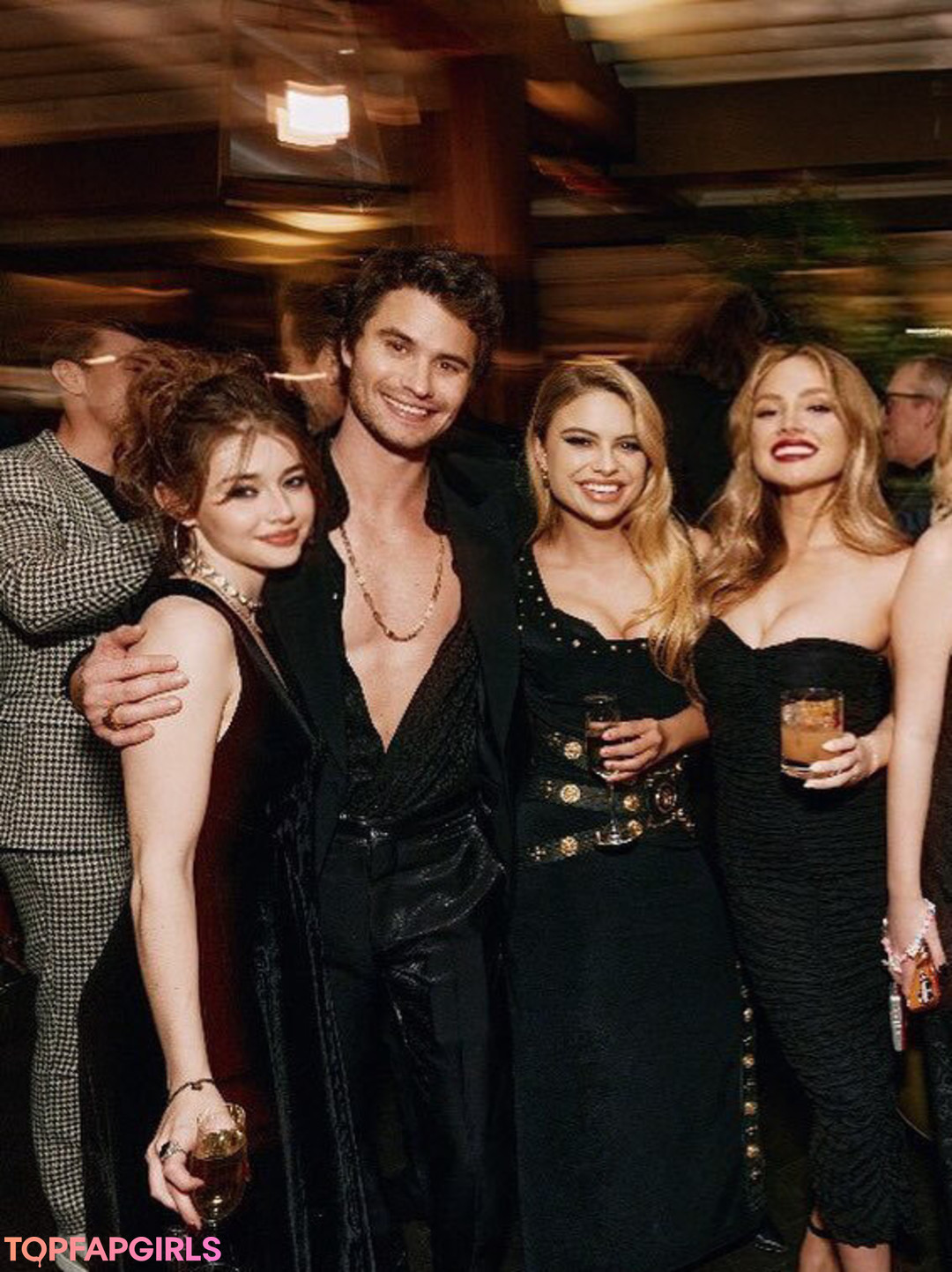 Foto desnuda filtrada de OnlyFans de Natalie Alyn Lind #252 Foto desnuda filtrada de OnlyFans de Natalie Alyn Lind #252