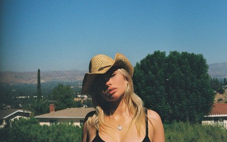 Natalie Alyn Lind