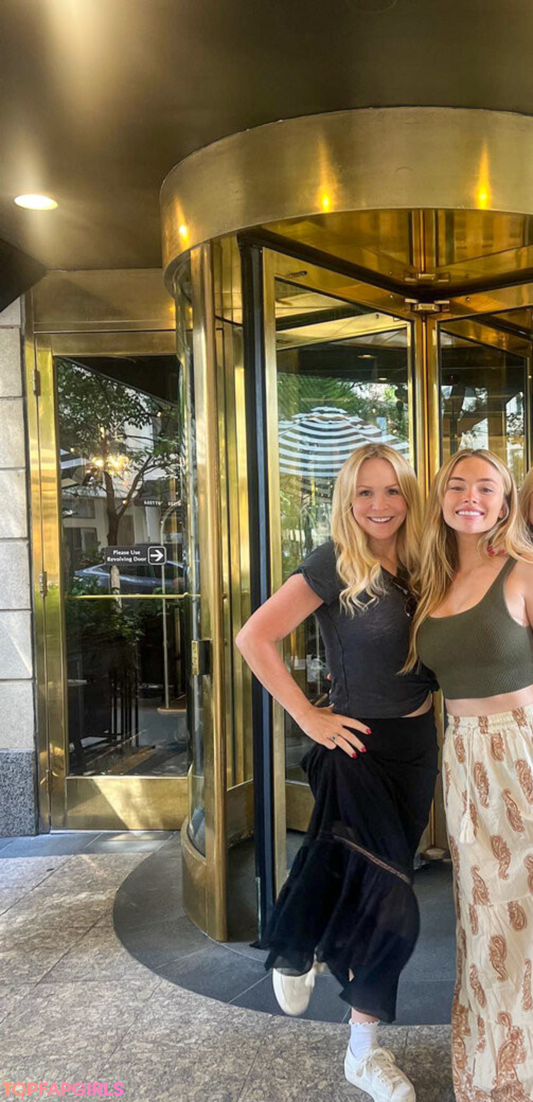 Foto desnuda filtrada de OnlyFans de Natalie Alyn Lind #335 Foto desnuda filtrada de OnlyFans de Natalie Alyn Lind #335