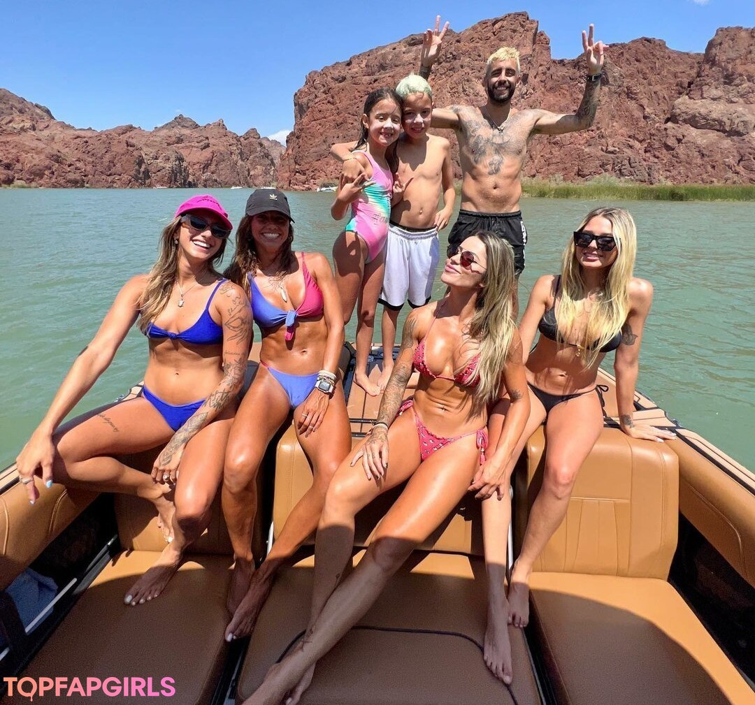 Foto desnuda filtrada de OnlyFans de Leticia Bufoni #102 Foto desnuda filtrada de OnlyFans de Leticia Bufoni #102