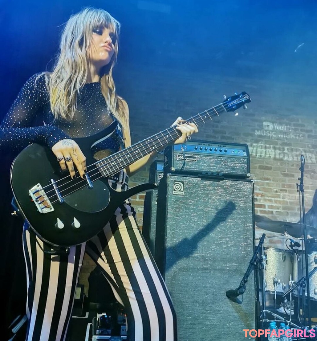 Foto desnuda filtrada de OnlyFans de Victoria De Angelis #255 Foto desnuda filtrada de OnlyFans de Victoria De Angelis #255