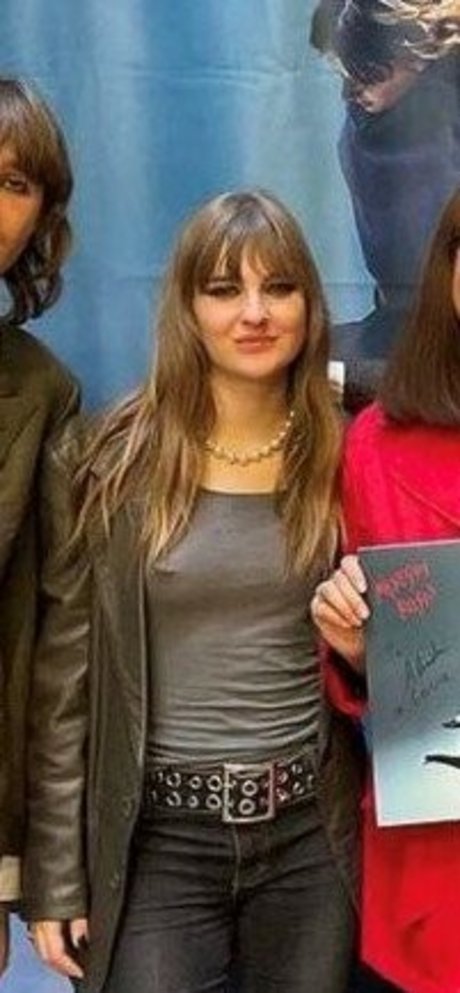 Victoria De Angelis