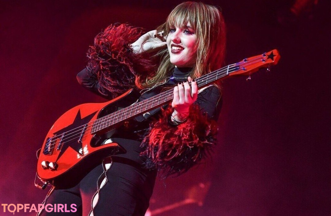 Foto desnuda filtrada de OnlyFans de Victoria De Angelis #358 Foto desnuda filtrada de OnlyFans de Victoria De Angelis #358