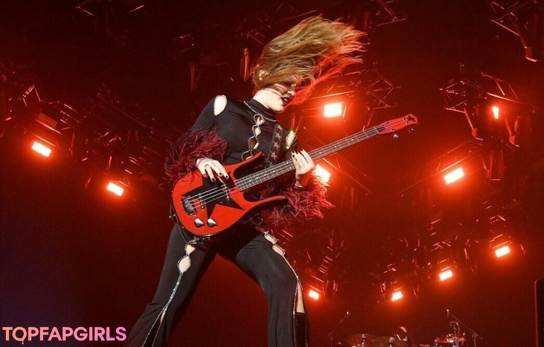 Foto desnuda filtrada de OnlyFans de Victoria De Angelis #360 Foto desnuda filtrada de OnlyFans de Victoria De Angelis #360