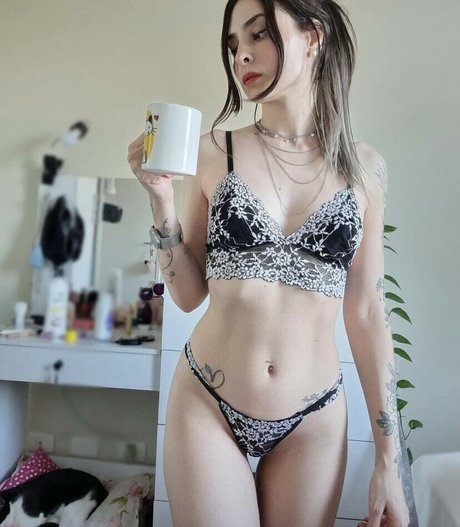 Foto desnuda filtrada de OnlyFans de Angel Dg