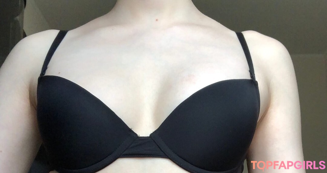 Foto desnuda filtrada de OnlyFans de Tenletters #431 Foto desnuda filtrada de OnlyFans de Tenletters #431