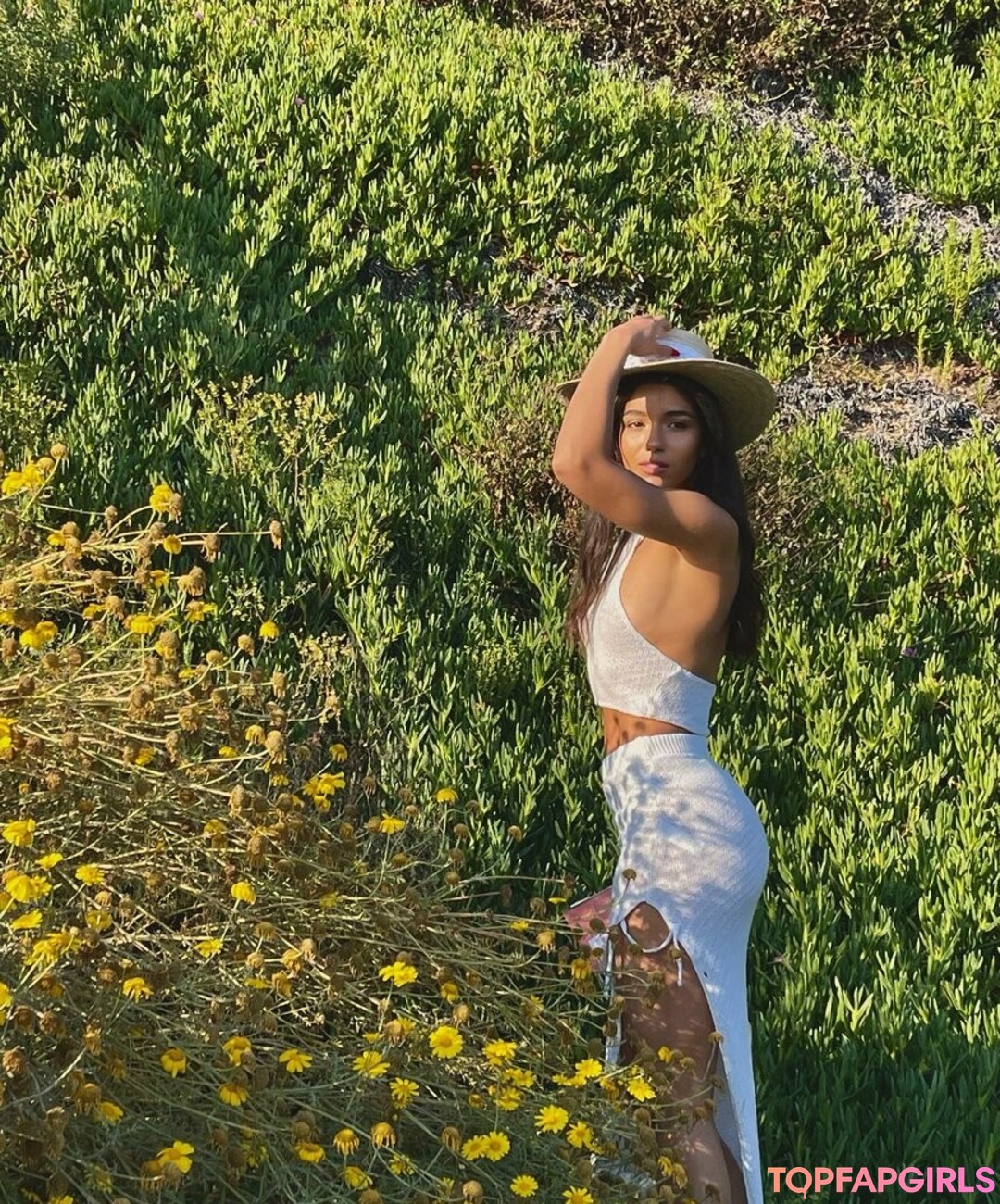 Foto desnuda filtrada de OnlyFans de Yovanna Ventura #387 Foto desnuda filtrada de OnlyFans de Yovanna Ventura #387