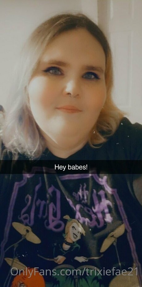 Foto desnuda filtrada de OnlyFans de Trixiefae21