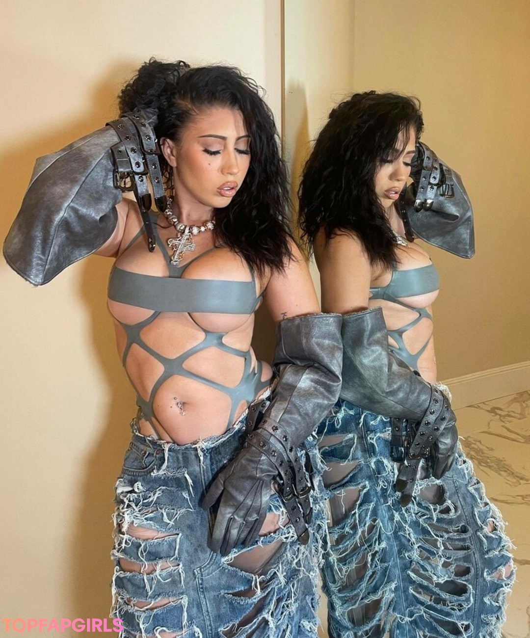 Foto desnuda filtrada de OnlyFans de Kali Uchis #44 Foto desnuda filtrada de OnlyFans de Kali Uchis #44