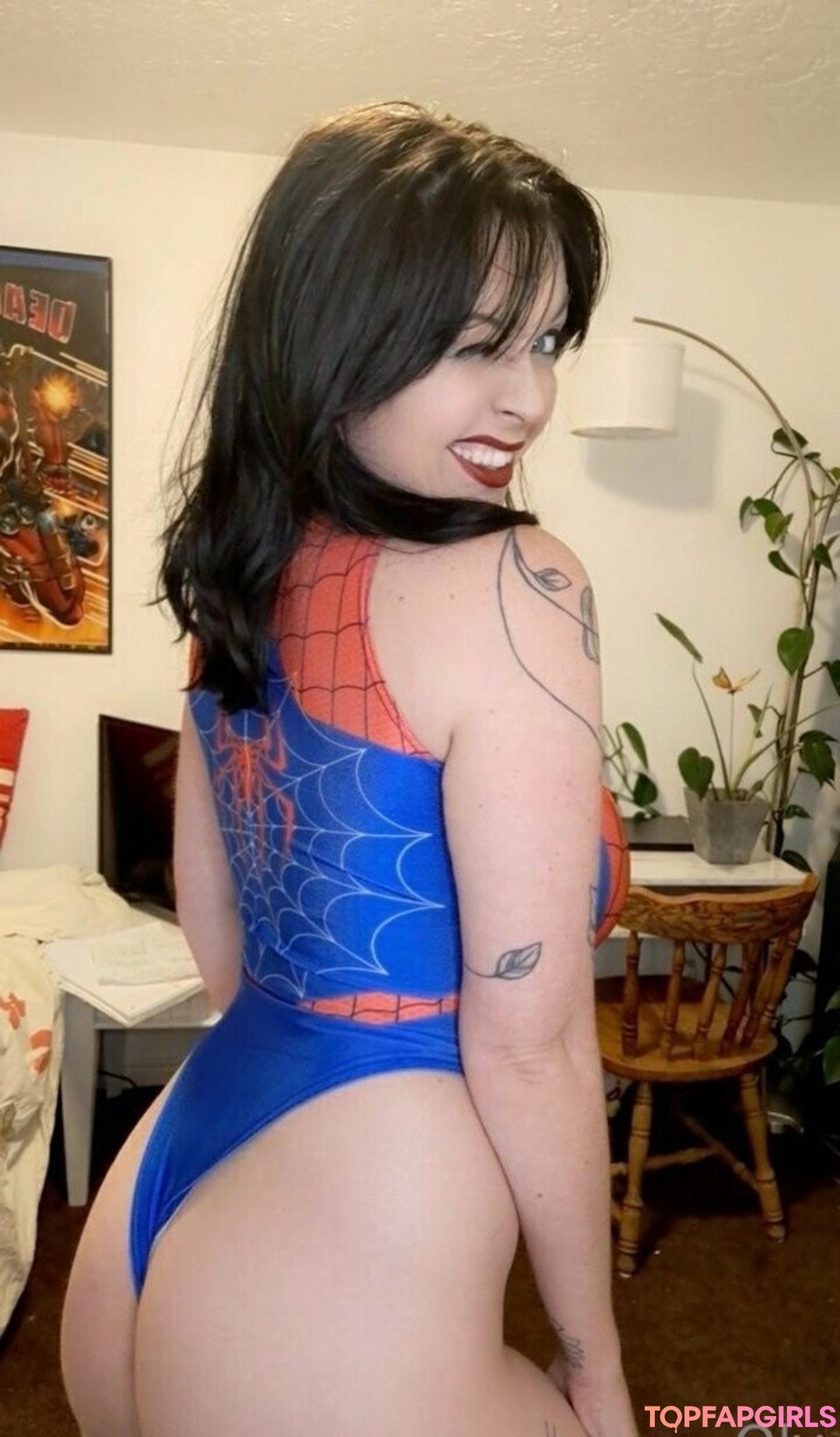 Foto desnuda filtrada de OnlyFans de Youcancallmeoly #202 Foto desnuda filtrada de OnlyFans de Youcancallmeoly #202