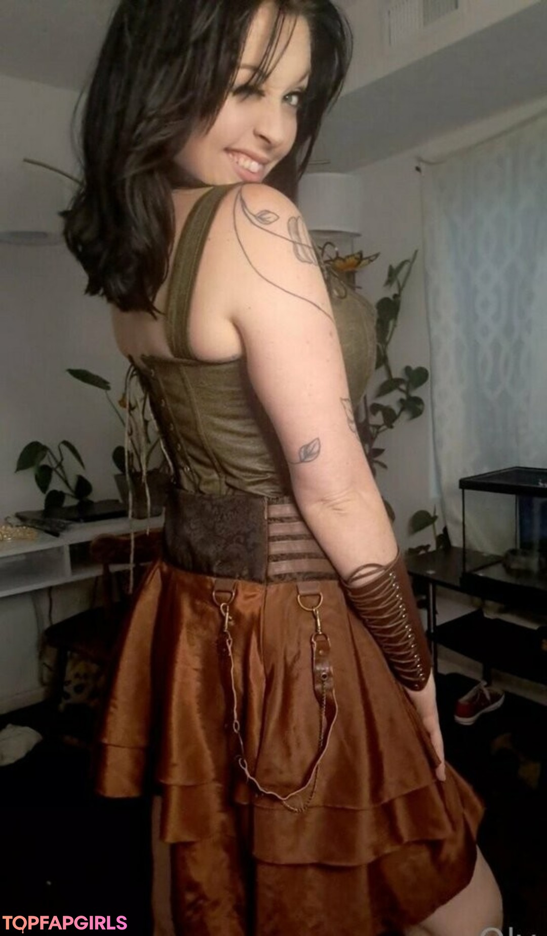 Foto desnuda filtrada de OnlyFans de Youcancallmeoly #212 Foto desnuda filtrada de OnlyFans de Youcancallmeoly #212