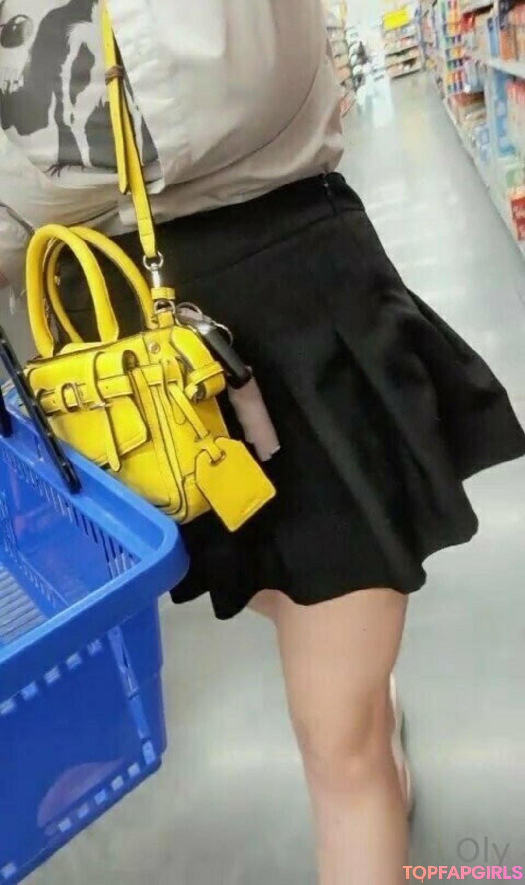 Foto desnuda filtrada de OnlyFans de Youcancallmeoly #75 Foto desnuda filtrada de OnlyFans de Youcancallmeoly #75