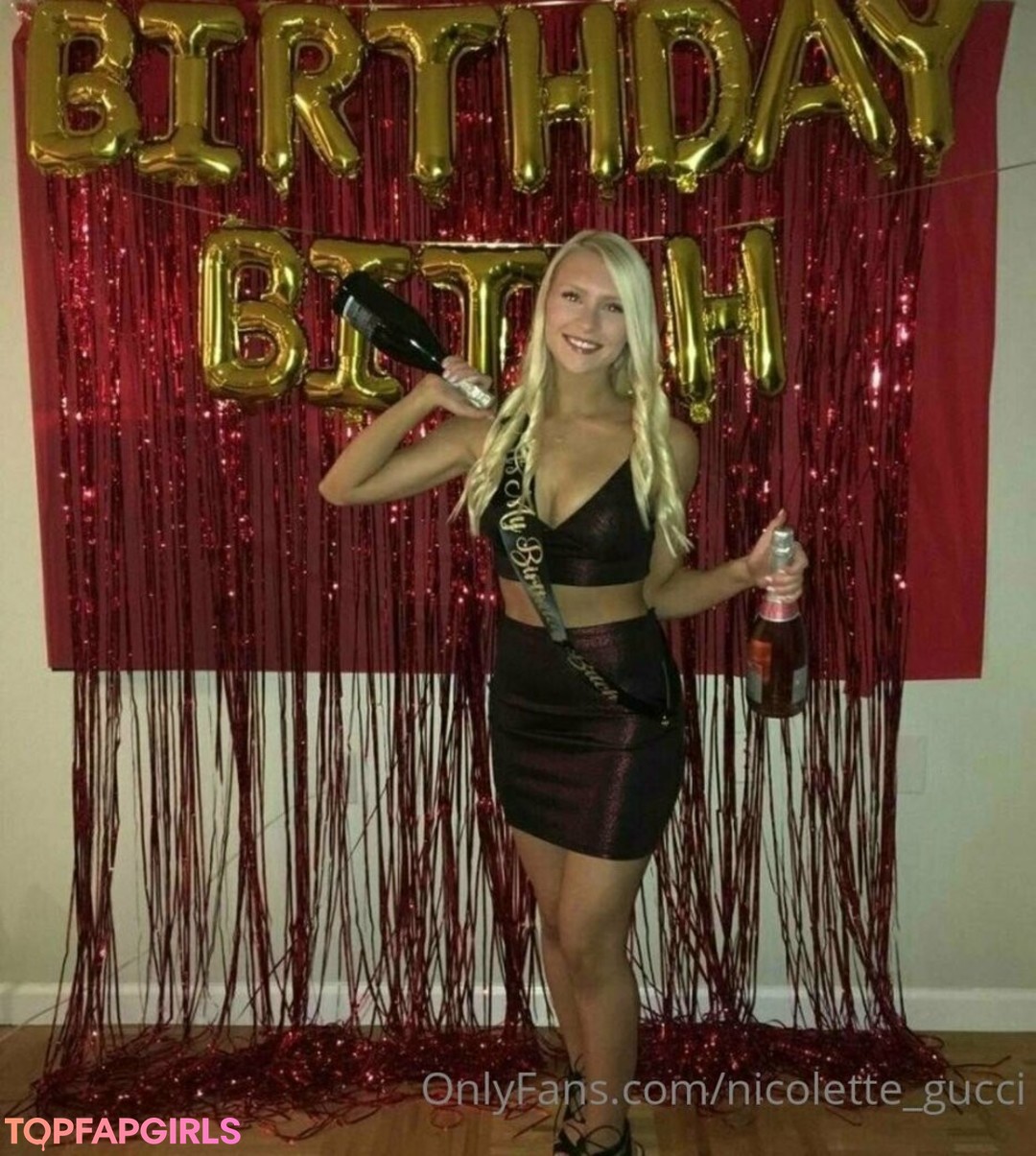 Foto desnuda filtrada de OnlyFans de Nicolettegucci #200 Foto desnuda filtrada de OnlyFans de Nicolettegucci #200