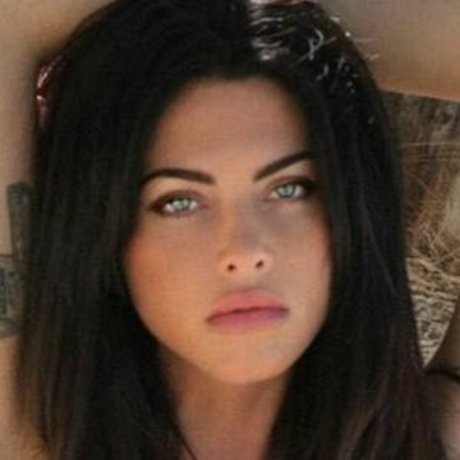 Foto desnuda filtrada de OnlyFans de Stella Versini
