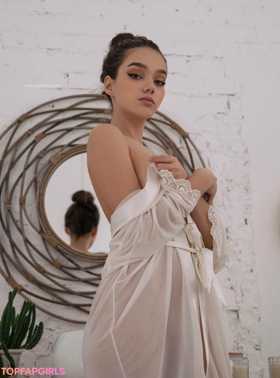 Foto desnuda filtrada de OnlyFans de Seltin Sweety #228 Foto desnuda filtrada de OnlyFans de Seltin Sweety #228