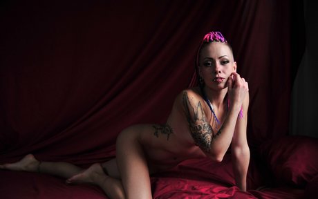 Foto desnuda filtrada de OnlyFans de Theinkedrabbit