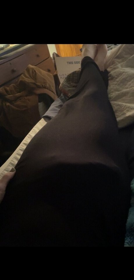 Foto desnuda filtrada de OnlyFans de Realcarpetmuncher