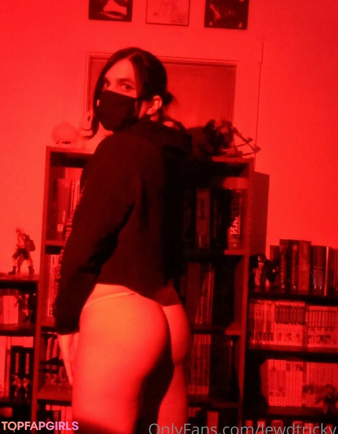 Foto desnuda filtrada de OnlyFans de Lewdtricky #55 Foto desnuda filtrada de OnlyFans de Lewdtricky #55