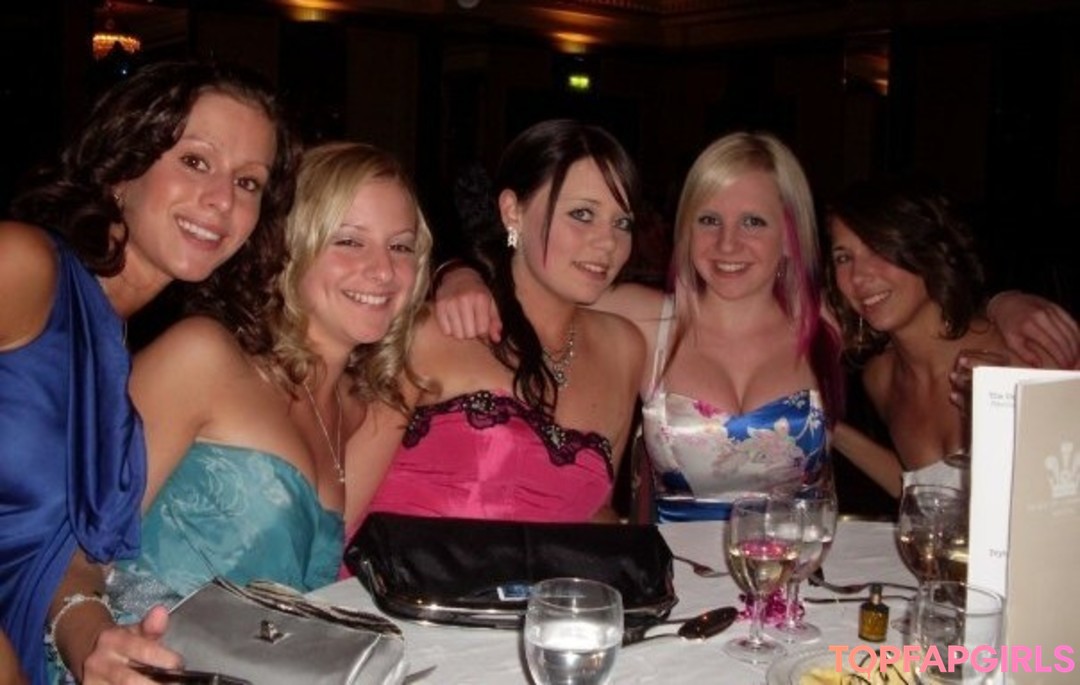 Foto desnuda filtrada de OnlyFans de Katy Yardley #10 Foto desnuda filtrada de OnlyFans de Katy Yardley #10