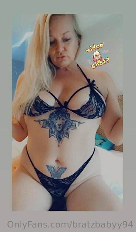 Foto desnuda filtrada de OnlyFans de Bratzbabyy94
