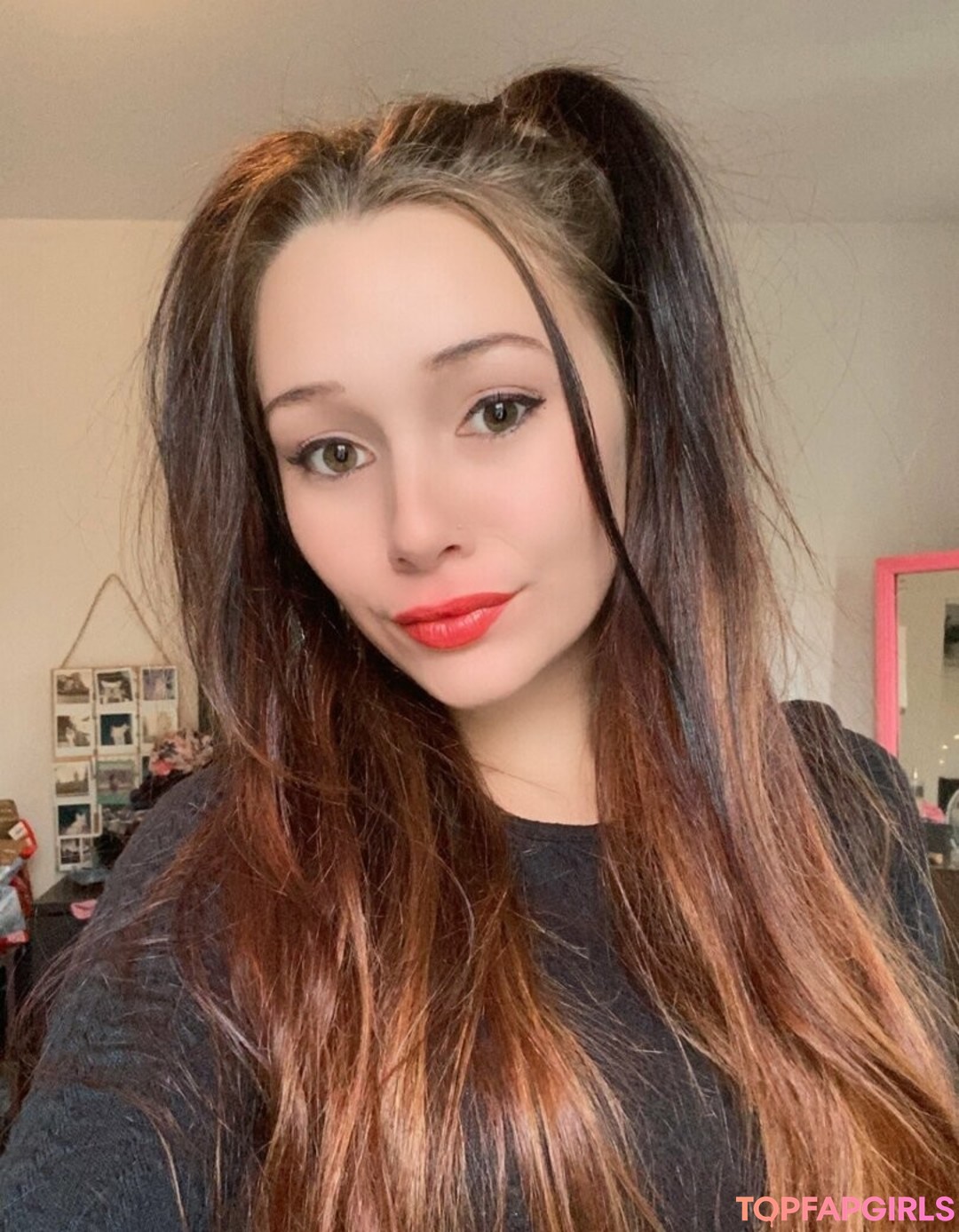 Foto desnuda filtrada de OnlyFans de Marieexo21 #20 Foto desnuda filtrada de OnlyFans de Marieexo21 #20