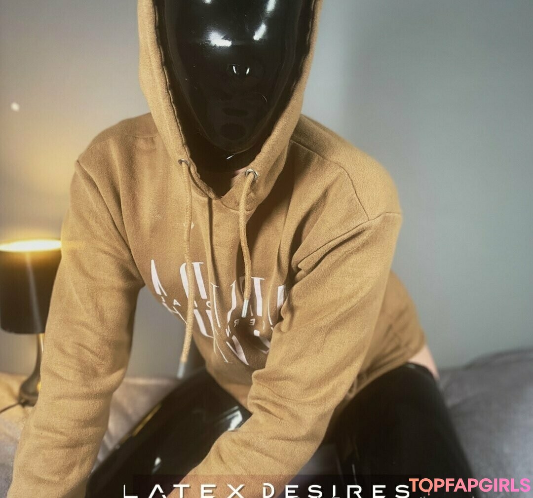 Foto desnuda filtrada de OnlyFans de Latexdesires #107 Foto desnuda filtrada de OnlyFans de Latexdesires #107