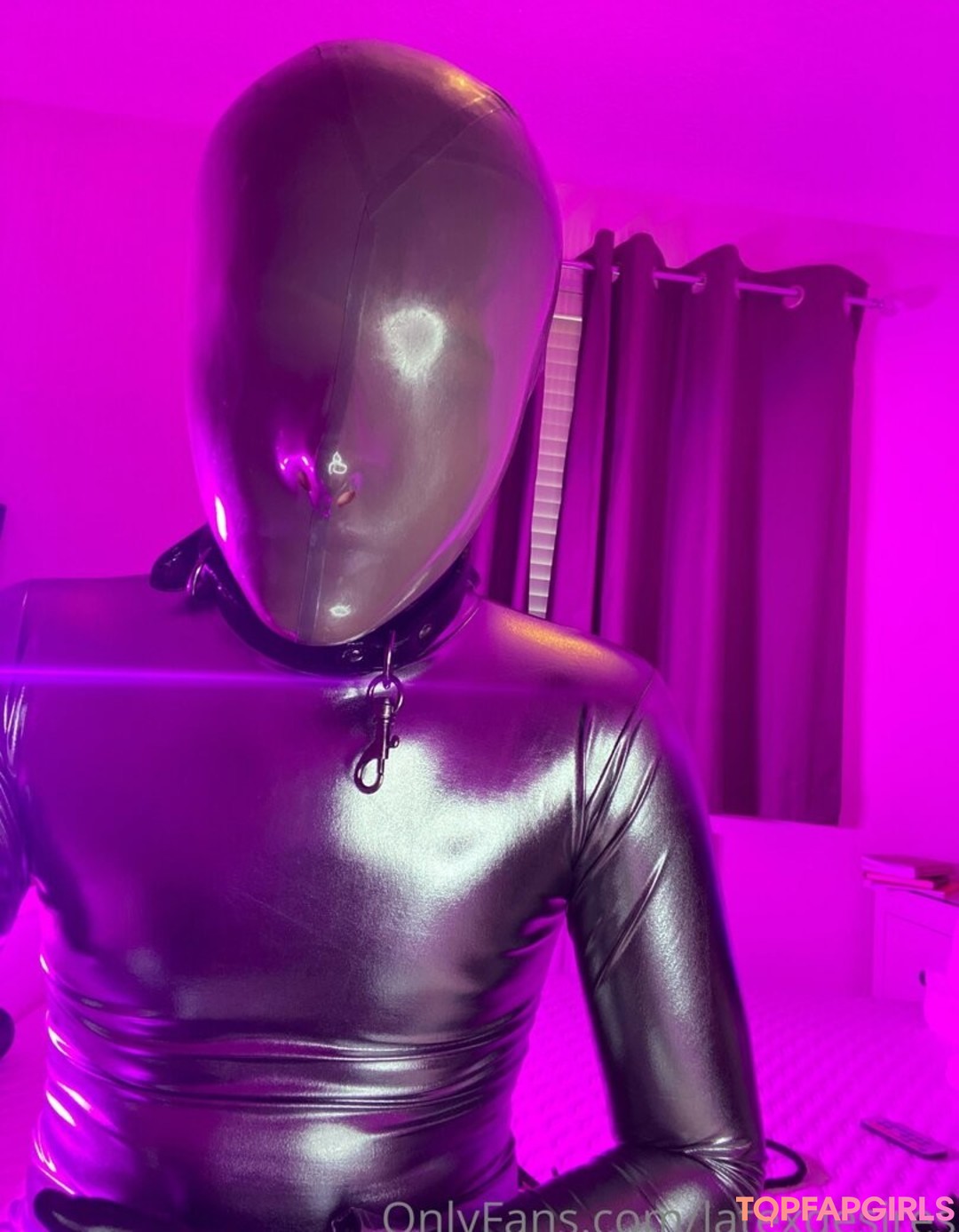 Foto desnuda filtrada de OnlyFans de Latexdesires #289 Foto desnuda filtrada de OnlyFans de Latexdesires #289