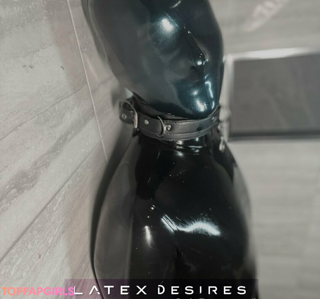 Foto desnuda filtrada de OnlyFans de Latexdesires #70 Foto desnuda filtrada de OnlyFans de Latexdesires #70