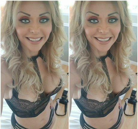 Foto desnuda filtrada de OnlyFans de Johannabadin2