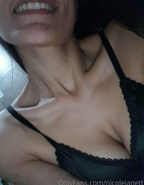 Foto desnuda filtrada de OnlyFans de Nicolejanett