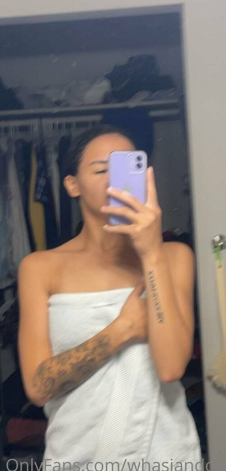 Foto desnuda filtrada de OnlyFans de Whasiandoll