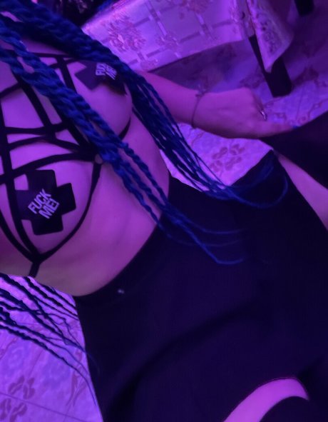 Foto desnuda filtrada de OnlyFans de Vikyscreaming