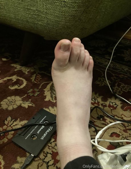 Foto desnuda filtrada de OnlyFans de Faerynwolf