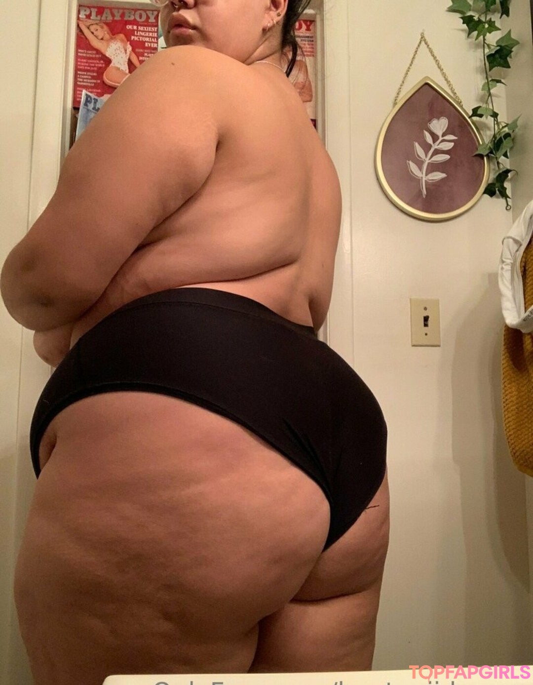 Foto desnuda filtrada de OnlyFans de Hentaaiibunny #12 Foto desnuda filtrada de OnlyFans de Hentaaiibunny #12