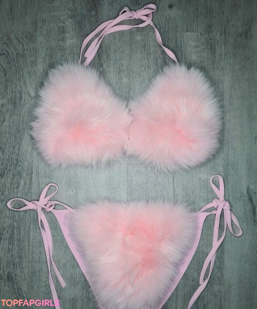 Foto desnuda filtrada de OnlyFans de Furprincess #4 Foto desnuda filtrada de OnlyFans de Furprincess #4