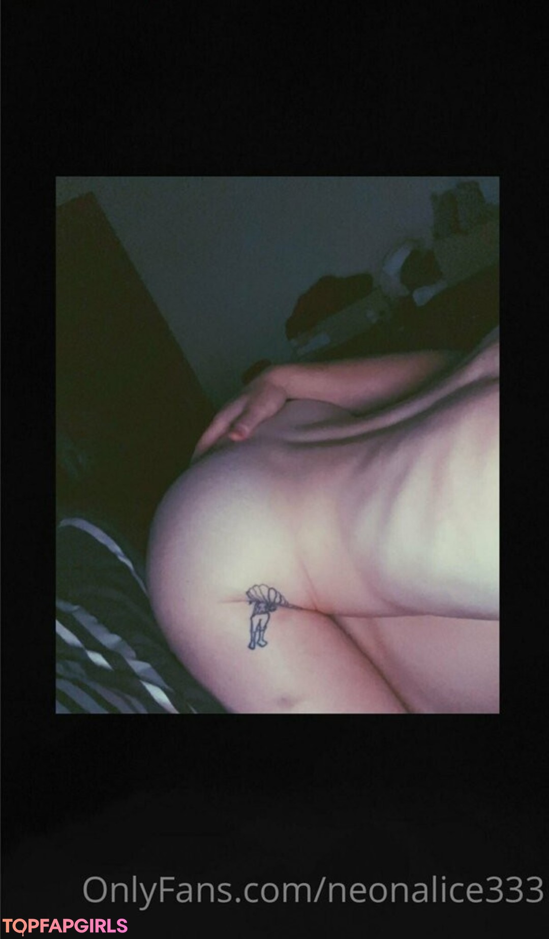 Foto desnuda filtrada de OnlyFans de Neonalice333 #176 Foto desnuda filtrada de OnlyFans de Neonalice333 #176