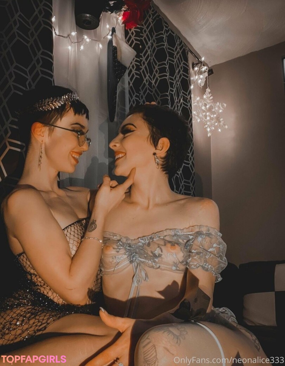 Foto desnuda filtrada de OnlyFans de Neonalice333 #85 Foto desnuda filtrada de OnlyFans de Neonalice333 #85