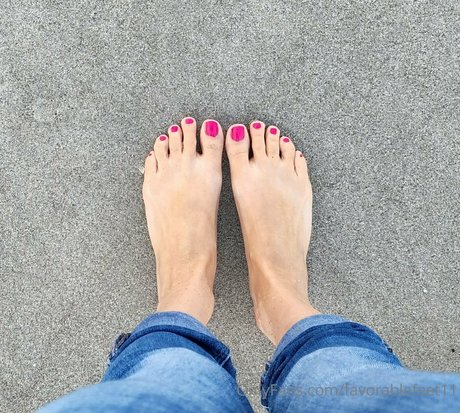 Favorablefeet11